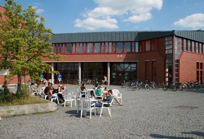 Universitätsbibliothek - Eingang